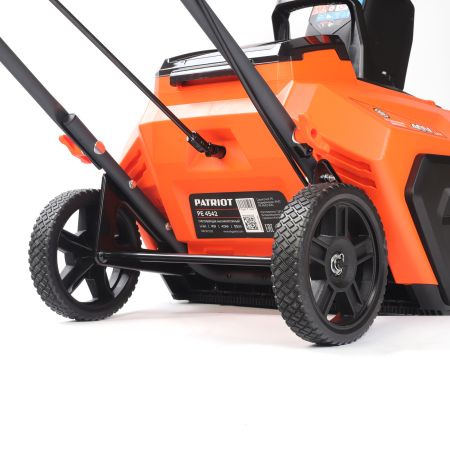Снегоуборщик аккумуляторный PATRIOT PE 4542