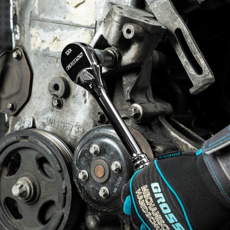Ключ-трещотка 1/2", CrV, 120 зубьев, цельнометаллический, хром Gross
