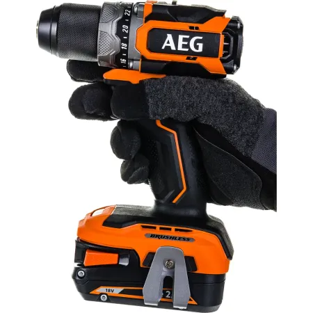 Бесщеточная аккумуляторная дрель-шуруповерт BS18SBL-202C AEG