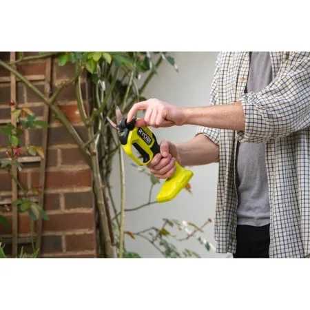 Аккумуляторный бесщеточный секатор ONE+ RY18SCXA-0 Ryobi