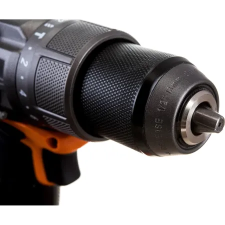 Ударная бесщеточная аккумуляторная дрель-шуруповерт BSB18C3BL-502C AEG