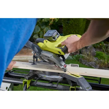 Аккумуляторная торцовочно-усовочная пила ONE+ R18MS216-0 Ryobi