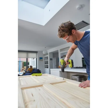 Дрель-шуруповерт ONE+ R18DD3-220S Ryobi