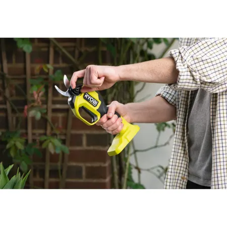 Аккумуляторный бесщеточный секатор ONE+ RY18SCXA-0 Ryobi