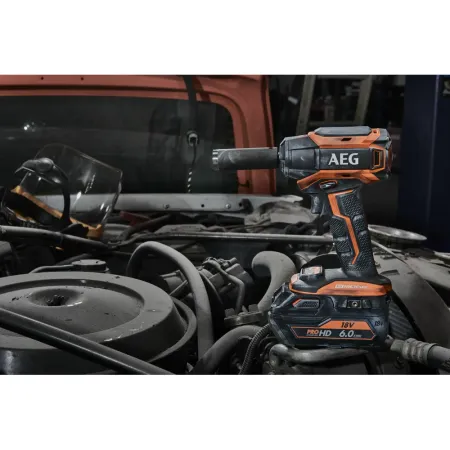 Ударный бесщеточный аккумуляторный гайковерт BSS18C12ZB6-0 AEG