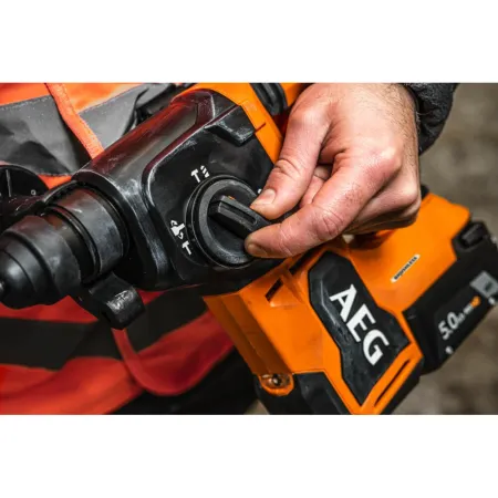 Бесщеточный перфоратор BBH18BL2-502C SDS+, 18В AEG