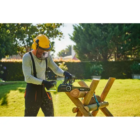 Аккумуляторная цепная пила ONE+ OCS1830 Ryobi