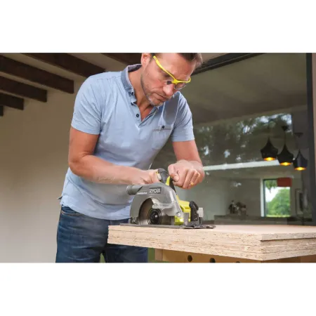 Бесщеточная циркулярная пила ONE+ R18CS7-0 Ryobi